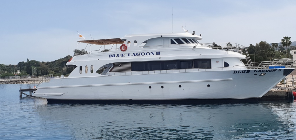 Яхта Blue Lagoon II в аренду на Кипре в Лачи