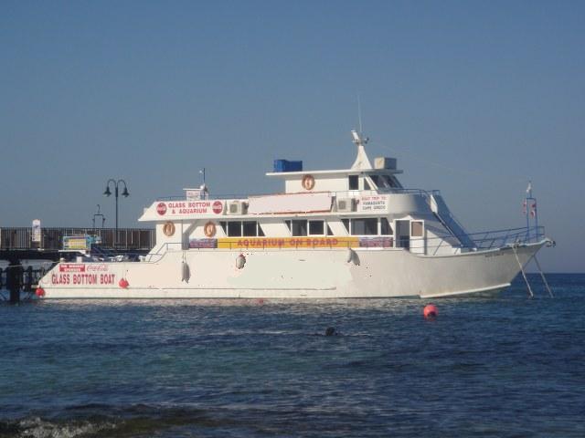 Rent yacht Captain Gregory in Protaras